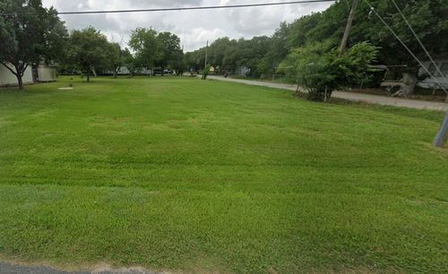 921 W Fifth Street Street, El Campo, TX, 77437 | Card Image