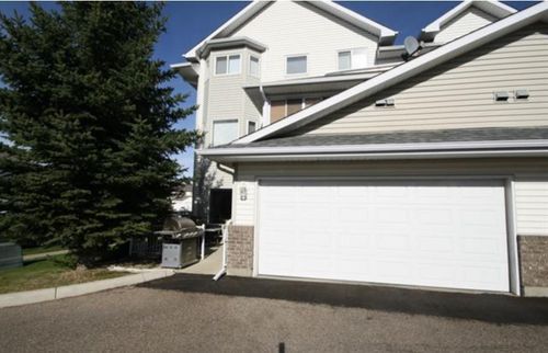 437 Washington Way Se, Medicine Hat, AB, T1A8T9 | Card Image