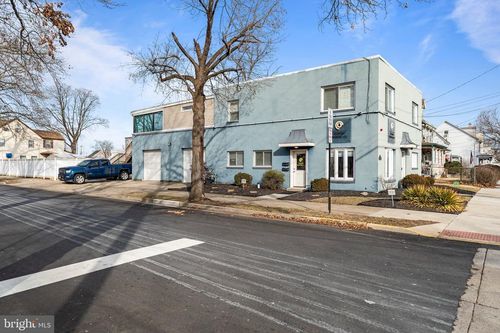 329 Otter St, BRISTOL, PA, 19007-3611 | Card Image