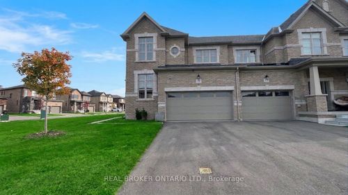 77 Federica Cres, Wasaga Beach, ON, L9Z0N5 | Card Image