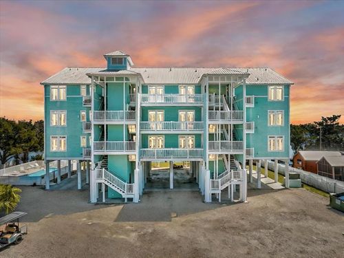 3d-7086 Sw Highway 358, Steinhatchee, FL, 32359-8125 | Card Image