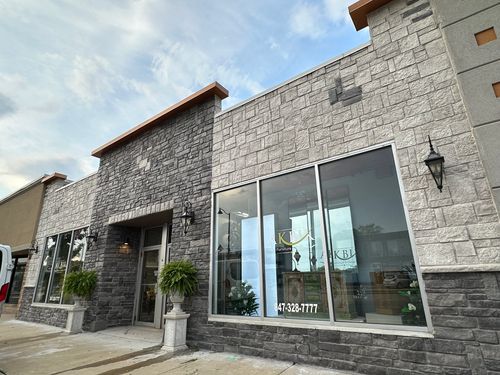 8037 N Milwaukee Ave, Niles, IL, 60714-2827 | Card Image