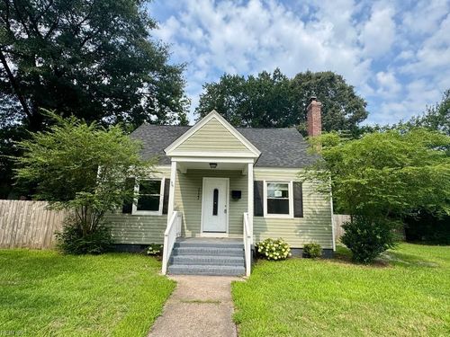 2122 Parker Ave, Portsmouth, VA, 23704-5541 | Card Image