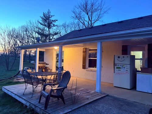 1447 Baxter Ridge Rd, Lawrenceburg, KY, 40342-9394 | Card Image