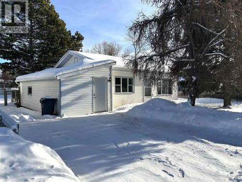 1170 Carney St, Prince George, BC, V2M2K9 | Card Image