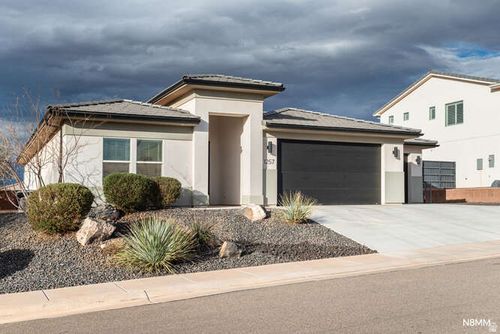 1257 E Marlberry Way, Washington, UT, 84780-2996 | Card Image