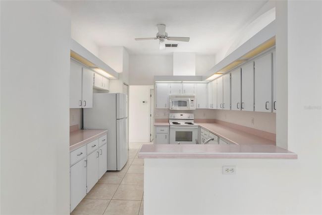 11625 Sw 71 St Cir, House other with 3 bedrooms, 2 bathrooms and null parking in OCALA FL | Image 14
