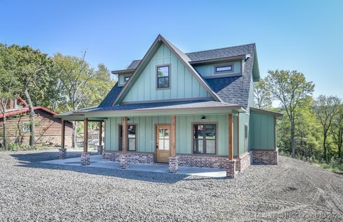 18856 W Woodhaven Dr, Cookson, OK, 74427-2497 | Card Image