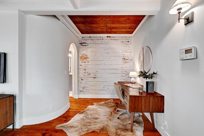 702 W Mary St, House other with 3 bedrooms, 3 bathrooms and 5 parking in Austin TX | Image 8