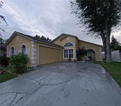 2112 Fish Eagle Street, House other with 3 bedrooms, 2 bathrooms and null parking in CLERMONT FL | Image 2