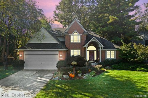 1227 Briarwood Ct, Wixom, MI, 48393-4507 | Card Image