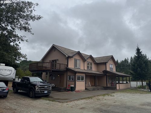 1770 N Myrtle Rd, Myrtle Creek, OR, 97457-9629 | Card Image