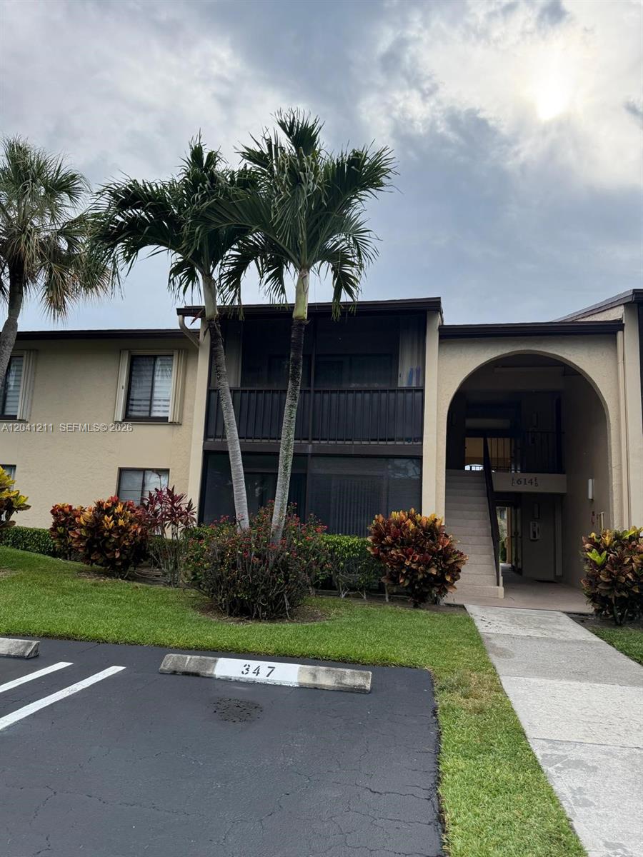 Residential in Greenacres 2