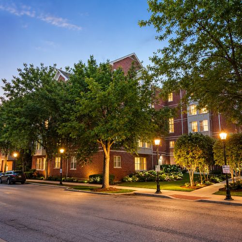 311-27 E Hattendorf Ave, Roselle, IL, 60172-1598 | Card Image