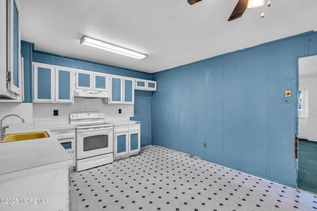 808 Laurel St, House other with 3 bedrooms, 2 bathrooms and null parking in Lakehurst NJ | Image 7