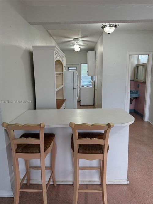 b-1512 Sw 14th Ter, Miami, FL, 33145 | Card Image