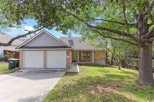 2003 Ramona Cir, San Marcos, TX, 78666-2225 | Card Image