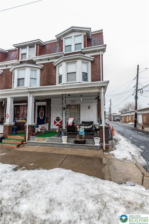 920 S 8th St, Allentown, PA, 18103-3243 | Card Image