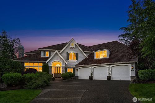 2420 278th Ct Se, Sammamish, WA, 98075-4111 | Card Image