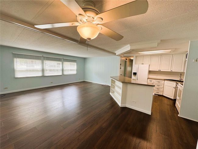139 Royal Palm Dr, House other with 2 bedrooms, 2 bathrooms and null parking in LEESBURG FL | Image 9