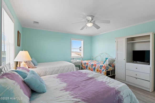 601 Caswell Beach Rd, House other with 6 bedrooms, 4 bathrooms and null parking in Caswell Beach NC | Image 44