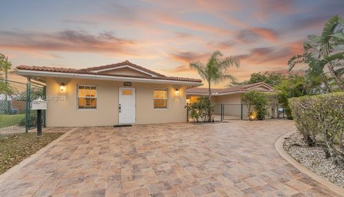 0-601 N 44th Ave, Hollywood, FL, 33021-5903 | Card Image