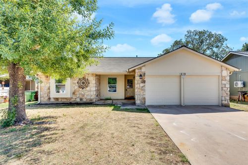 519 Yucca Dr, Round Rock, TX, 78681-7410 | Card Image