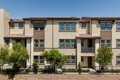 10305 Triple Crown Ln, Cypress, CA, 90720-5268 | Card Image