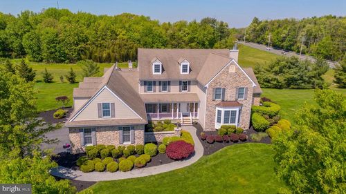 2 Linwood Dr, Monroe Township, NJ, 08831-3789 | Card Image