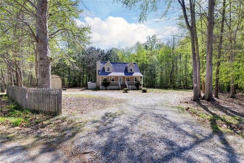 b-150 Campbell Ln, Newport News, VA, 23602-4203 | Card Image