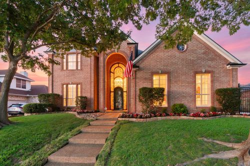 4111 Paddington Ln, Colleyville, TX, 76034-3757 | Card Image