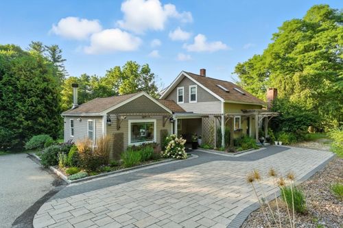 56 Frost Rd, Tyngsboro, MA, 01879-1139 | Card Image