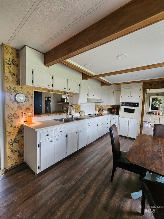 1005 E 00 S, House other with 3 bedrooms, 2 bathrooms and null parking in Declo ID | Image 28