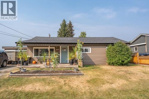 260 Dogwood Ave, 100 Mile House, BC, V0K2E1 | Card Image