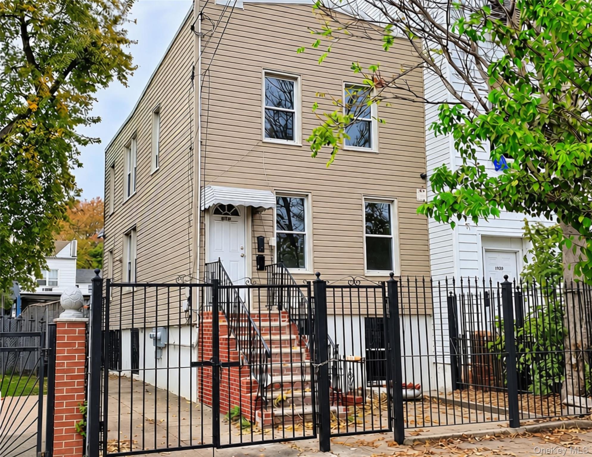 Residential Income in New York