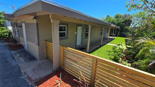 4000 Greenwood Ave, West Palm Beach, FL, 33407-4000 | Card Image