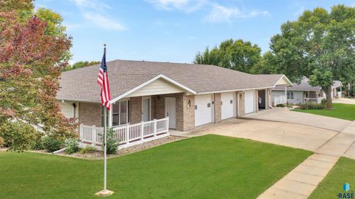 603 7th St, Dell Rapids, SD, 57022 | Card Image