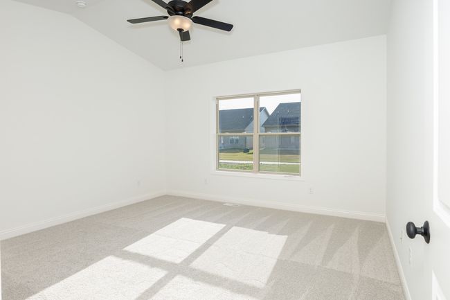 1916 Dunraven Rd, Home with 2 bedrooms, 3 bathrooms and null parking in Bloomington IL | Image 15