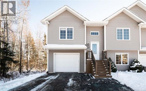 54 O'Neill St, Moncton, NB, E1A9L8 | Card Image