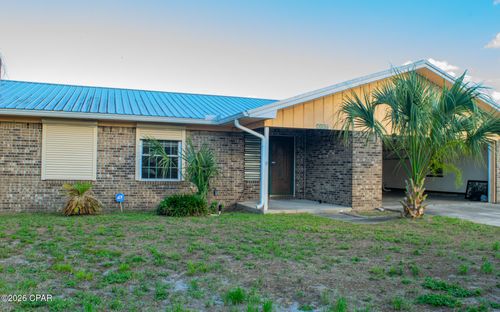 7526 Linda Ln, Callaway, FL, 32404-8555 | Card Image
