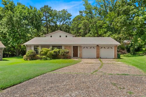 3320 Dartmouth Ct, Little Rock, AR, 72204-4300 | Card Image