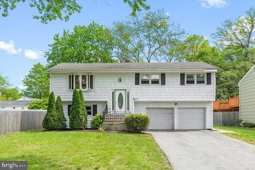 911 Plainfield Ave, Plainfield, NJ, 07060-2222 | Card Image