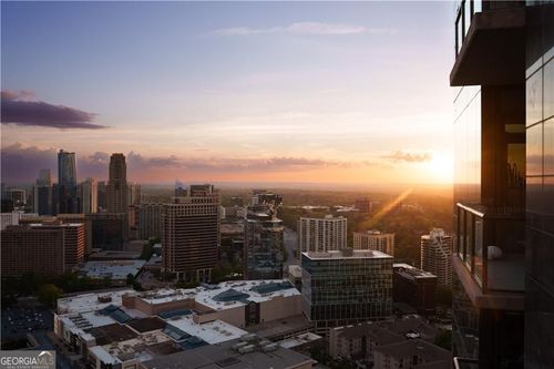 3302-3630 Peachtree Rd Ne, Atlanta, GA, 30326-1562 | Card Image