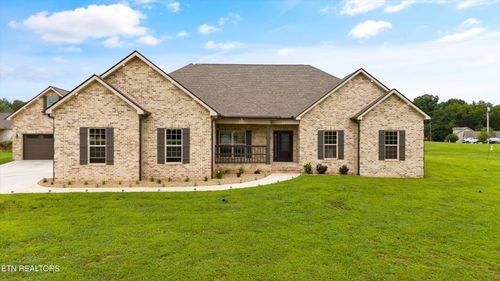 602 Majestic Mountains Blvd, Walland, TN, 37886-5006 | Card Image