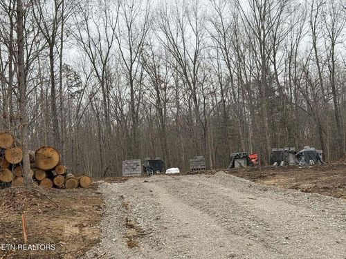 271 Georgee Rd, Jamestown, TN, 38556-5259 | Card Image