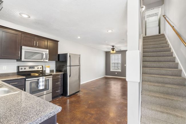 Kitchen | Image 17