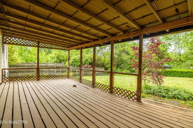 2105 Bradshaw Garden Rd, House other with 2 bedrooms, 1 bathrooms and null parking in Knoxville TN | Image 6