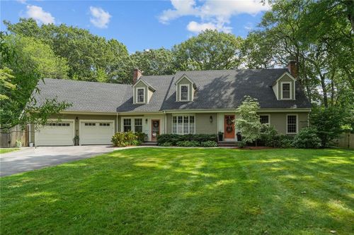 12 Half Mile Rd, Barrington, RI, 02806-4104 | Card Image