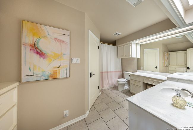 7046 Devonshire Dr, House other with 5 bedrooms, 5 bathrooms and null parking in Spring Branch TX | Image 31