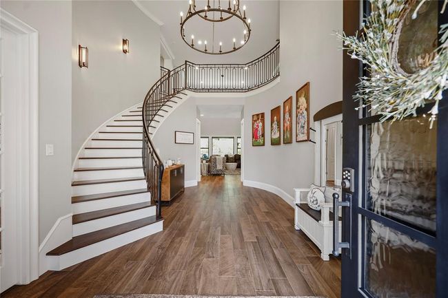 27415 Siandra Creek Ln, House other with 5 bedrooms, 5 bathrooms and 6 parking in Spring TX | Image 6